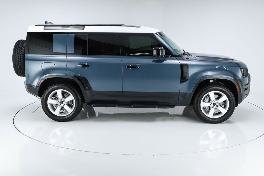 2026 Land Rover Defender 110 S