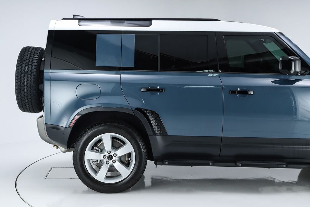 2026 Land Rover Defender 110 S