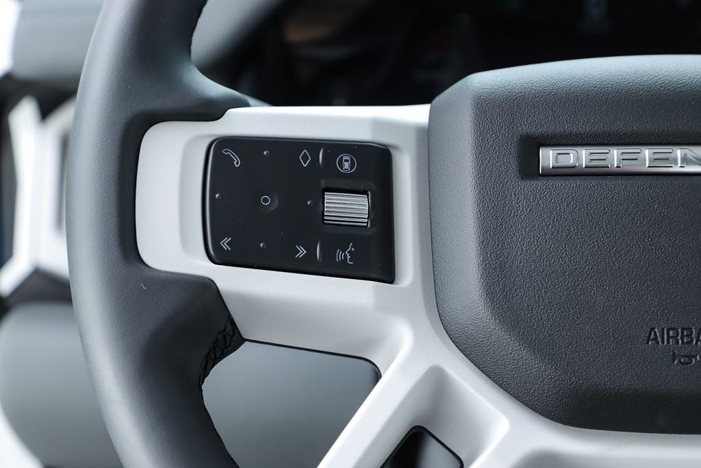 2026 Land Rover Defender 110 S