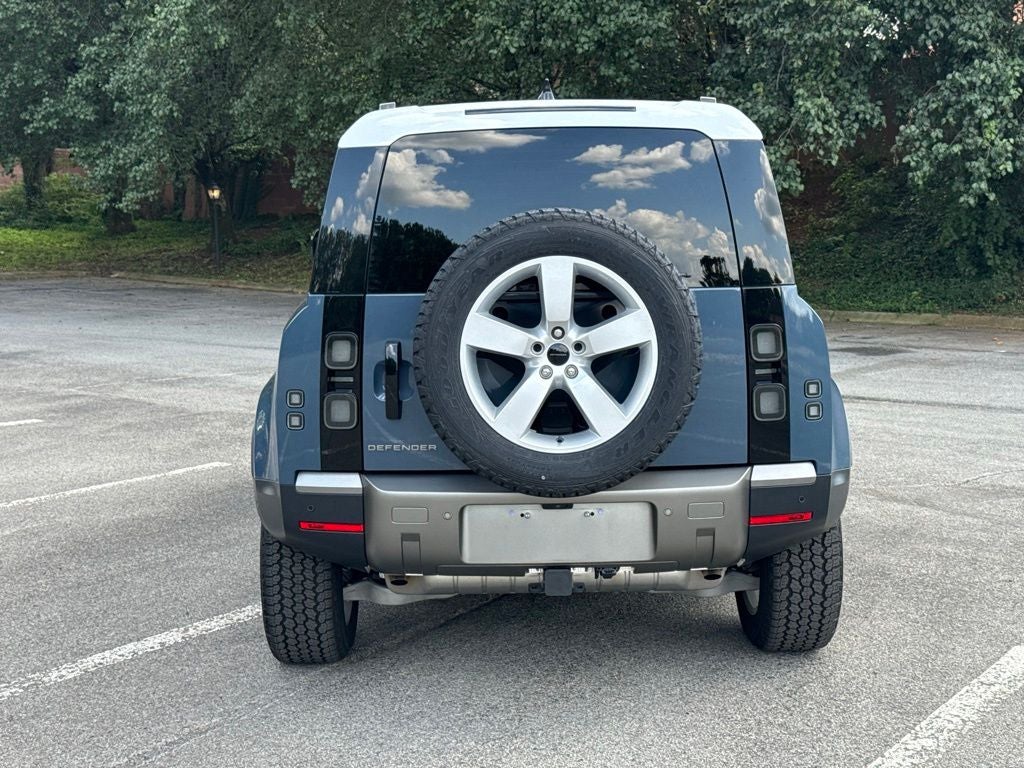 2026 Land Rover Defender 110 S