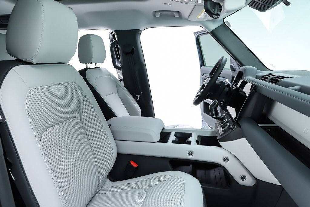 2026 Land Rover Defender 110 S