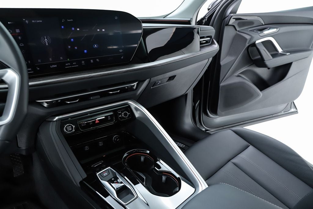 2025 Audi Q5 2.0T Premium quattro