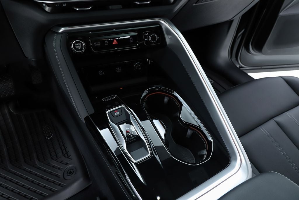 2025 Audi Q5 2.0T Premium quattro