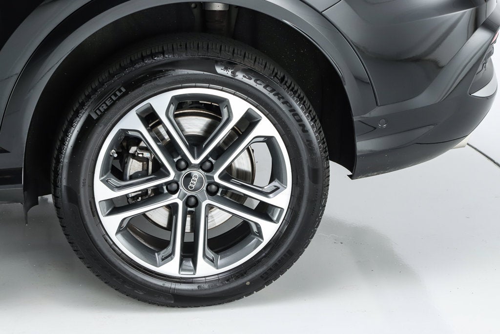 2025 Audi Q5 2.0T Premium quattro