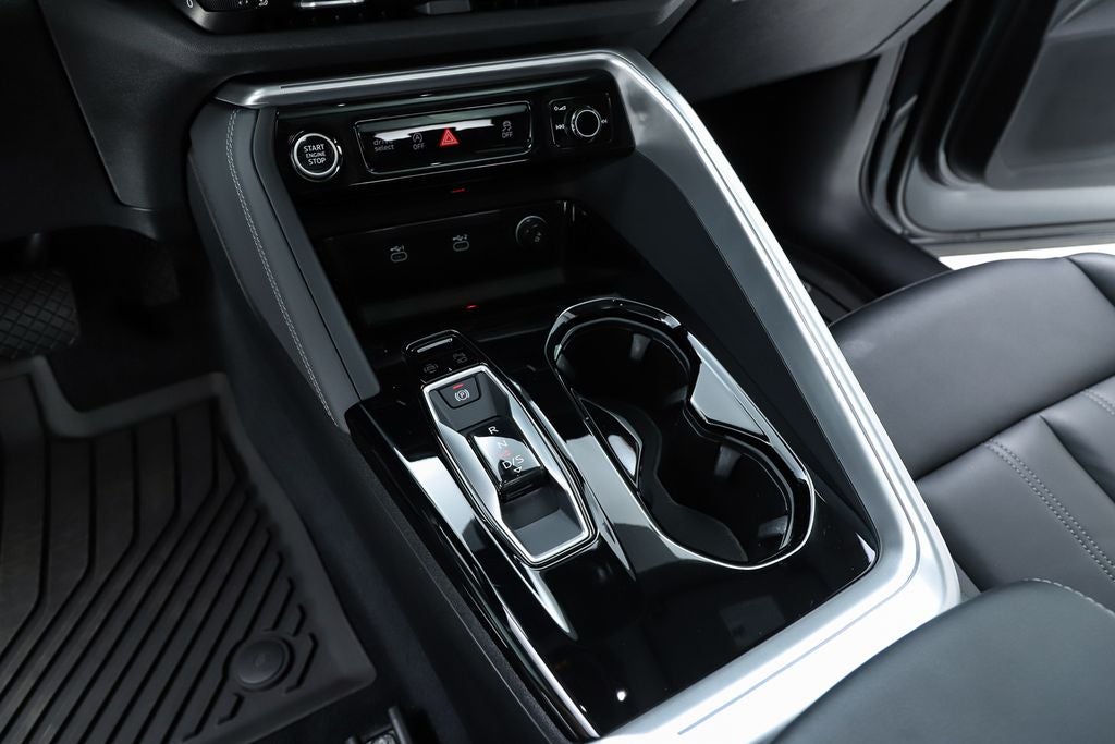 2025 Audi Q5 2.0T Premium quattro