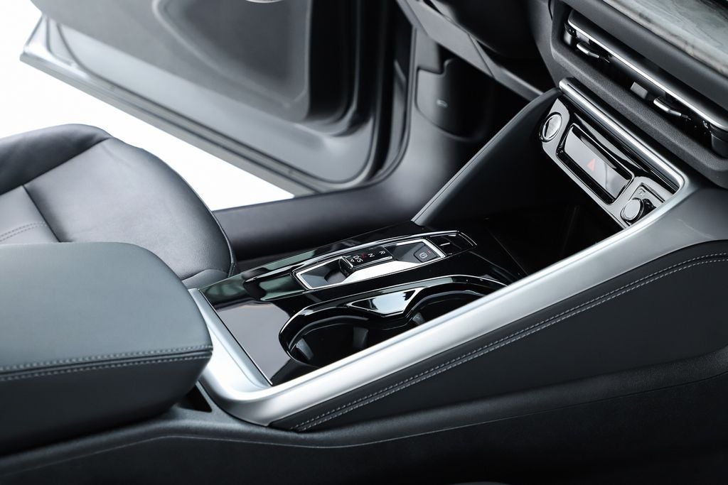 2025 Audi Q5 2.0T Premium quattro
