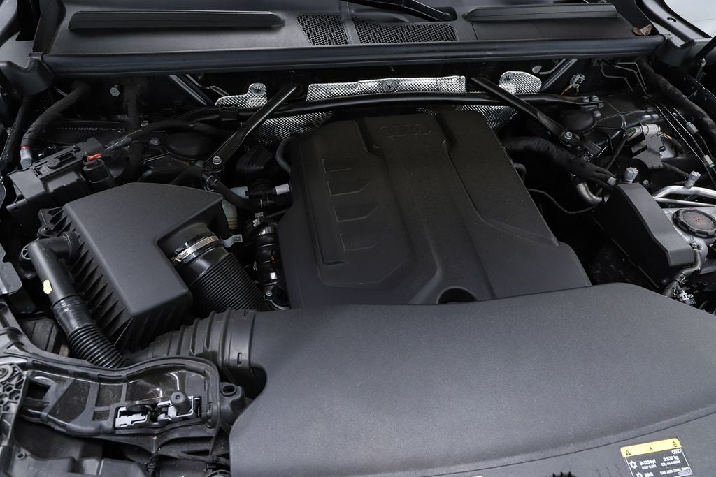 2025 Audi Q5 2.0T Premium quattro