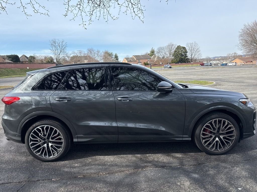 2025 Audi SQ5 3.0T Premium Plus quattro