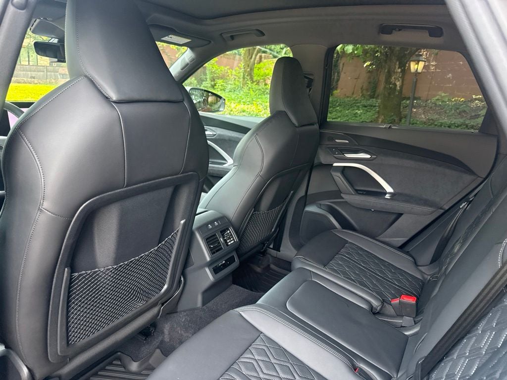 2026 Audi SQ5 Premium Plus quattro