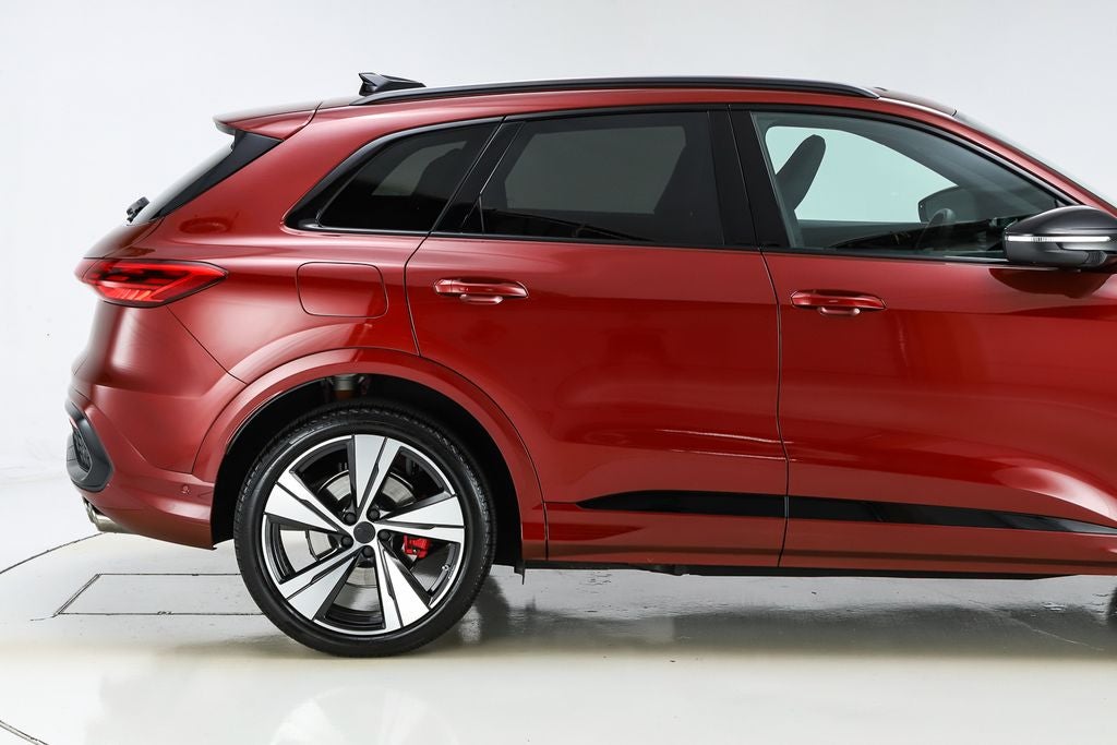 2026 Audi SQ5 Premium Plus quattro