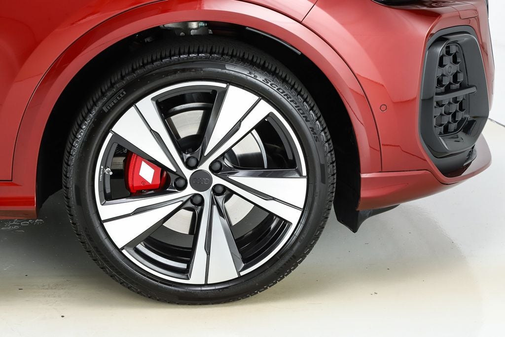 2026 Audi SQ5 Premium Plus quattro