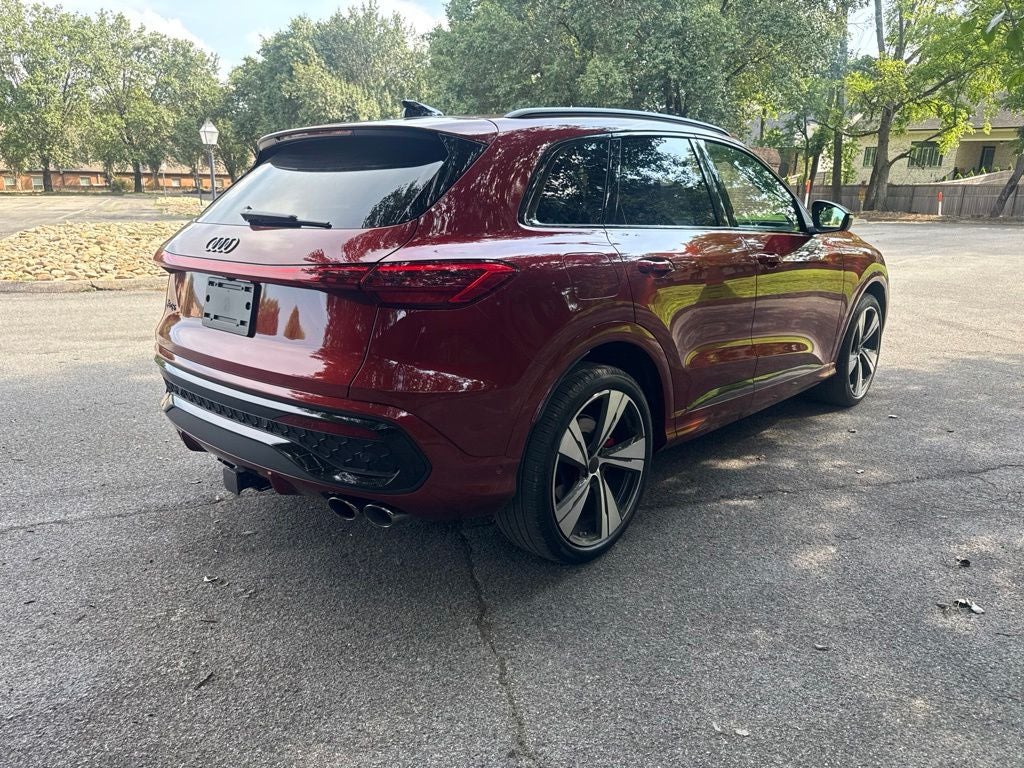 2026 Audi SQ5 Premium Plus quattro