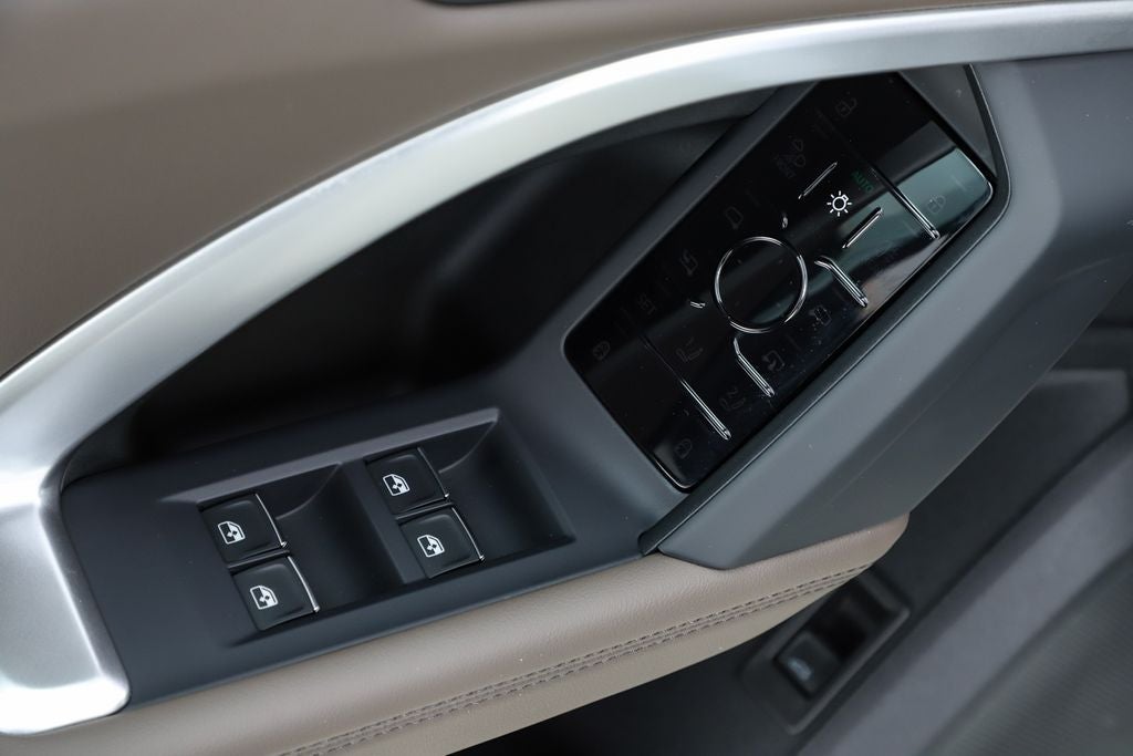 2025 Audi Q5 2.0T Premium Plus quattro