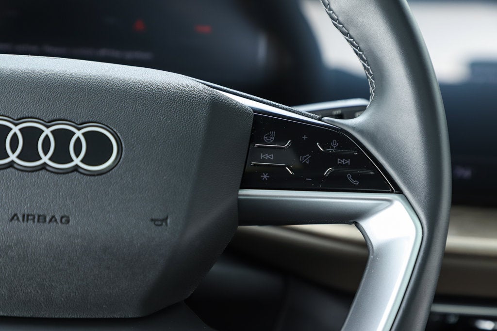 2025 Audi Q5 2.0T Premium Plus quattro