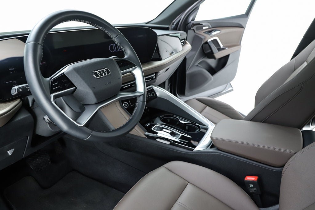 2025 Audi Q5 2.0T Premium Plus quattro