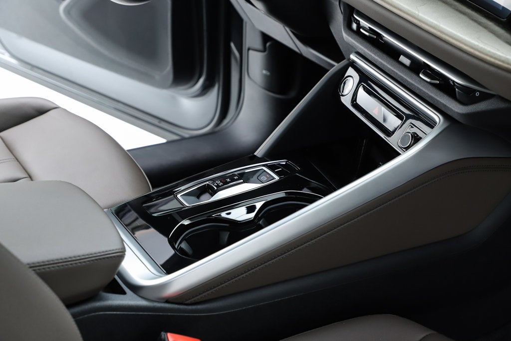 2025 Audi Q5 2.0T Premium Plus quattro