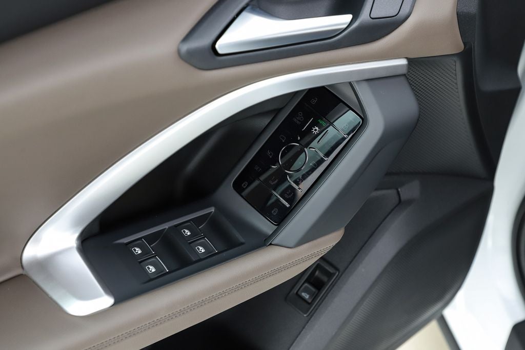 2025 Audi Q5 2.0T Premium Plus quattro