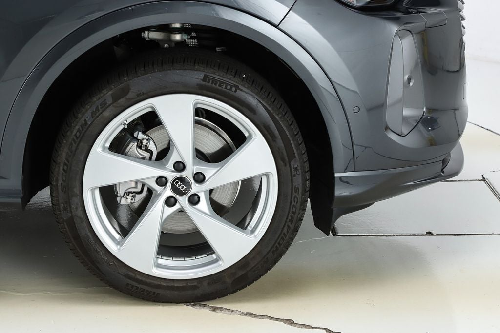 2025 Audi Q5 2.0T Premium Plus quattro