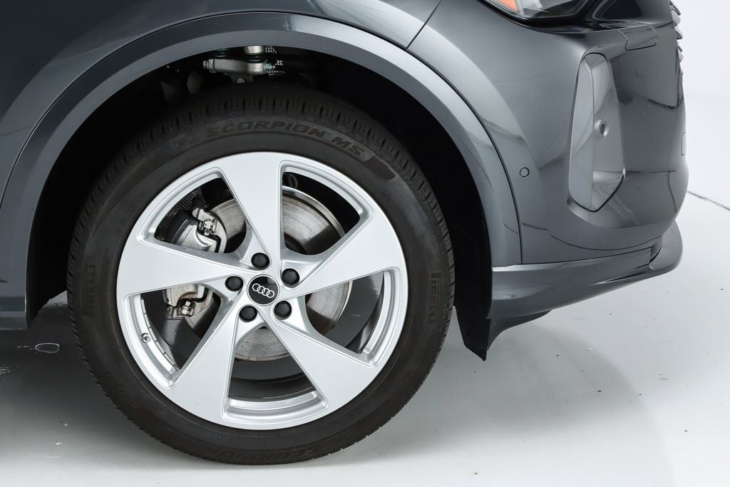 2025 Audi Q5 2.0T Premium Plus quattro