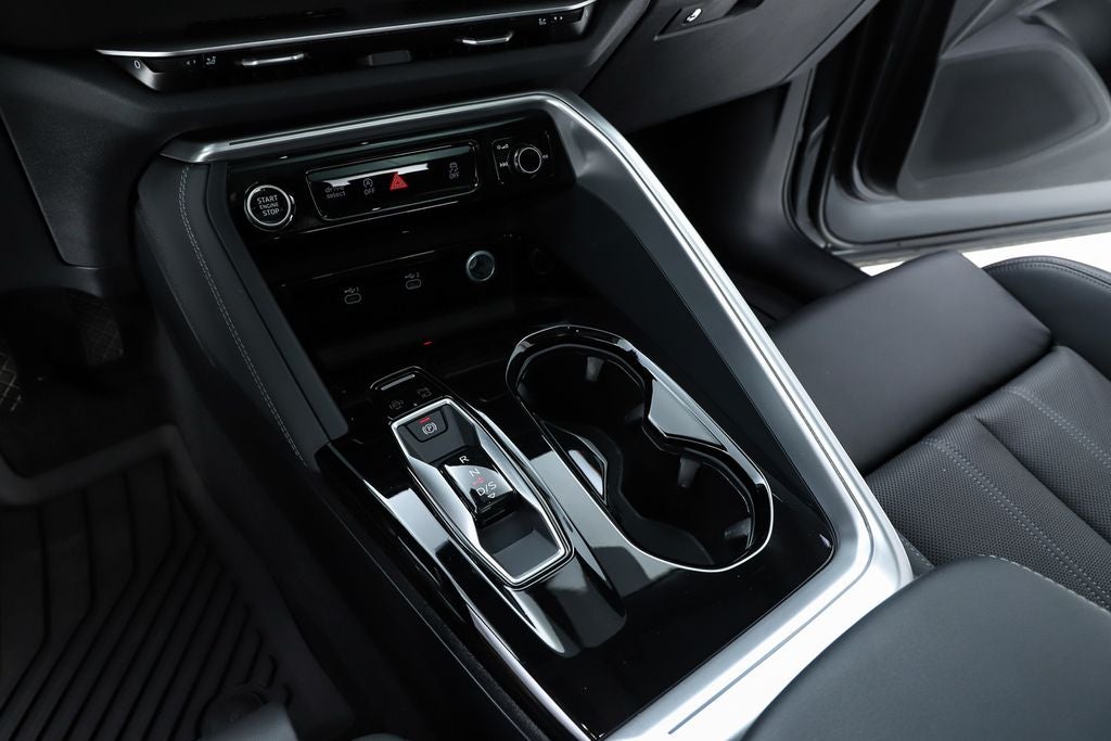2025 Audi Q5 2.0T Premium Plus quattro
