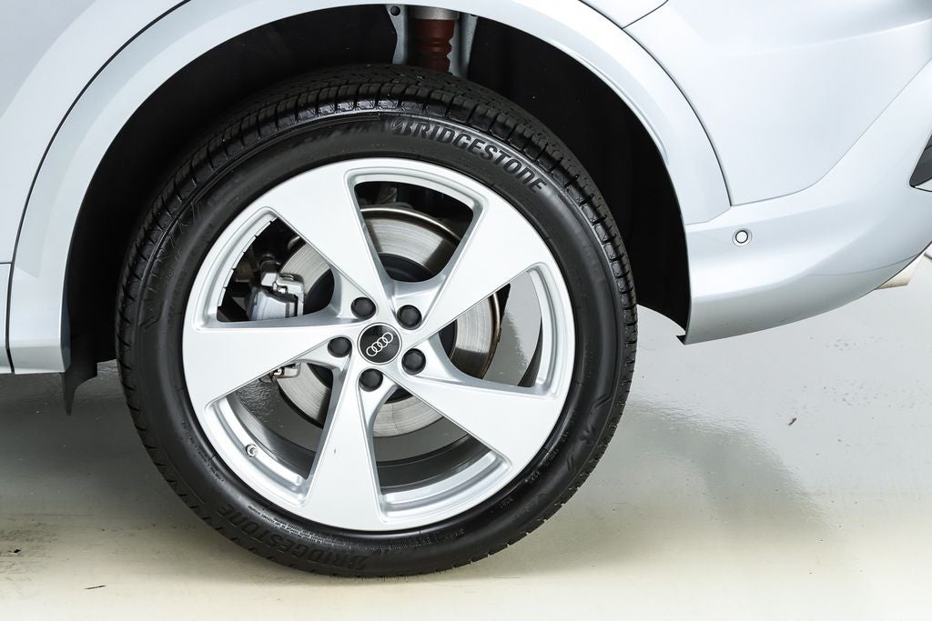 2025 Audi Q5 2.0T Premium Plus quattro