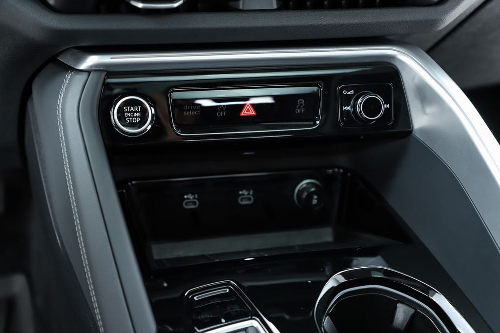 2025 Audi Q5 2.0T Premium Plus quattro