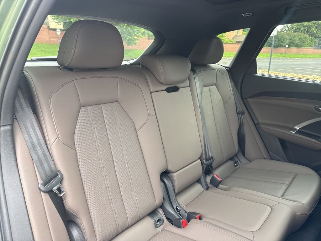 2025 Audi Q5 2.0T Premium Plus quattro