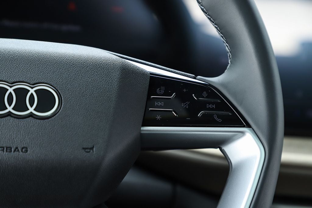 2025 Audi Q5 2.0T Premium Plus quattro