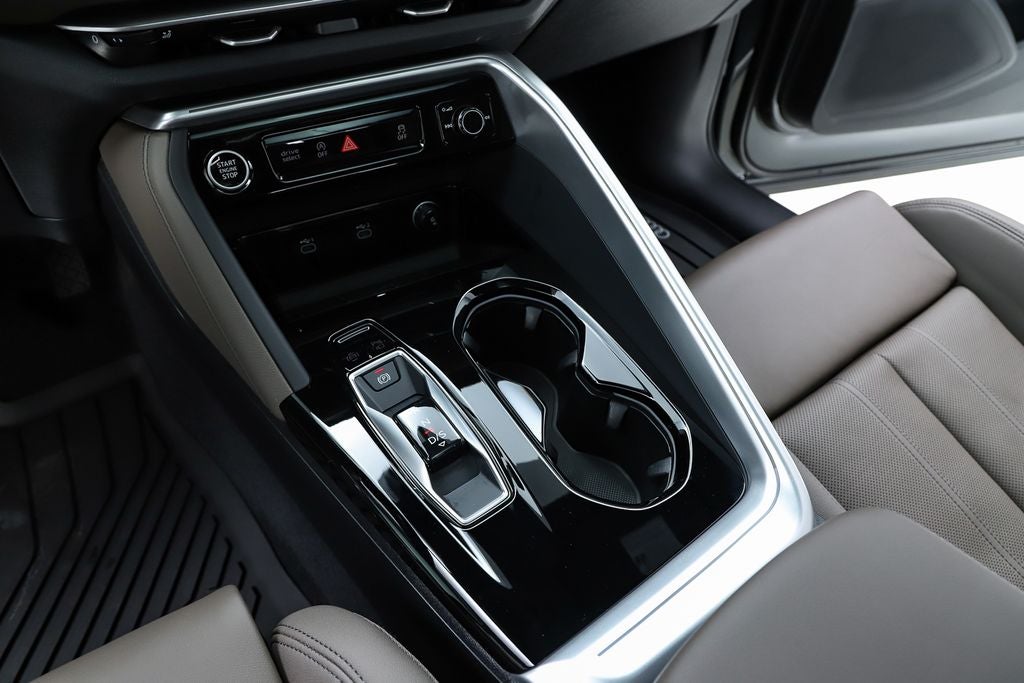 2025 Audi Q5 2.0T Premium Plus quattro