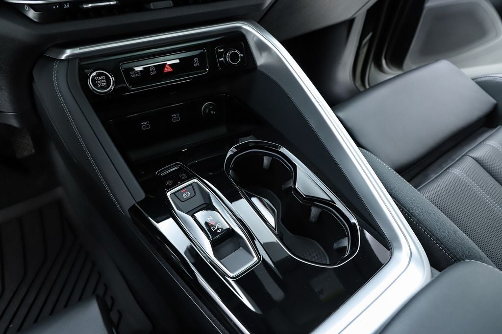 2025 Audi Q5 2.0T Premium Plus quattro