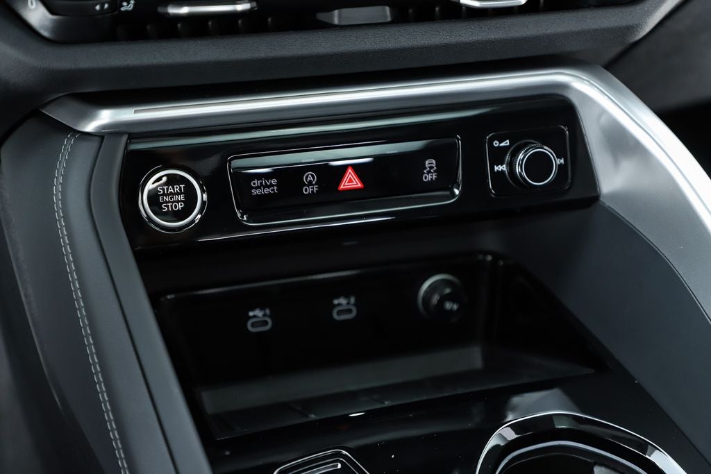 2025 Audi Q5 2.0T Premium Plus quattro