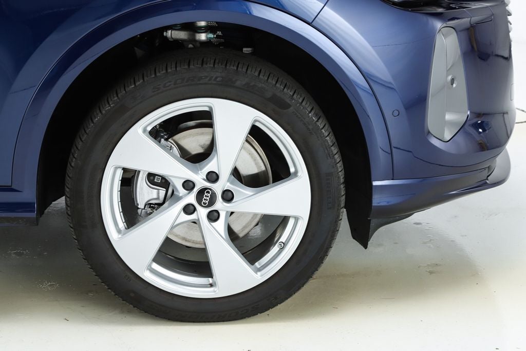 2025 Audi Q5 2.0T Premium Plus quattro