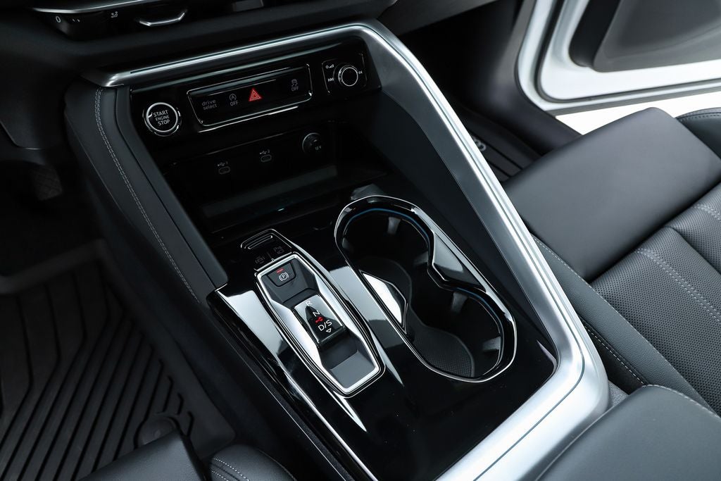 2025 Audi Q5 2.0T Premium Plus quattro