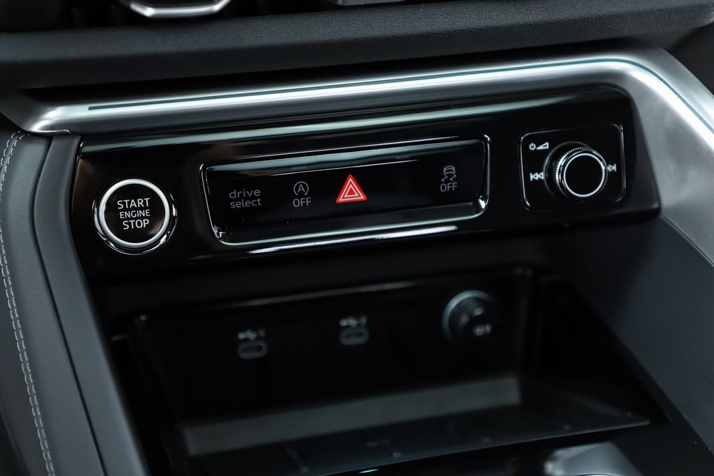 2025 Audi Q5 2.0T Premium Plus quattro