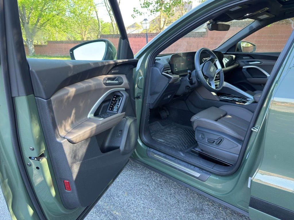 2025 Audi Q5 2.0T Premium Plus quattro