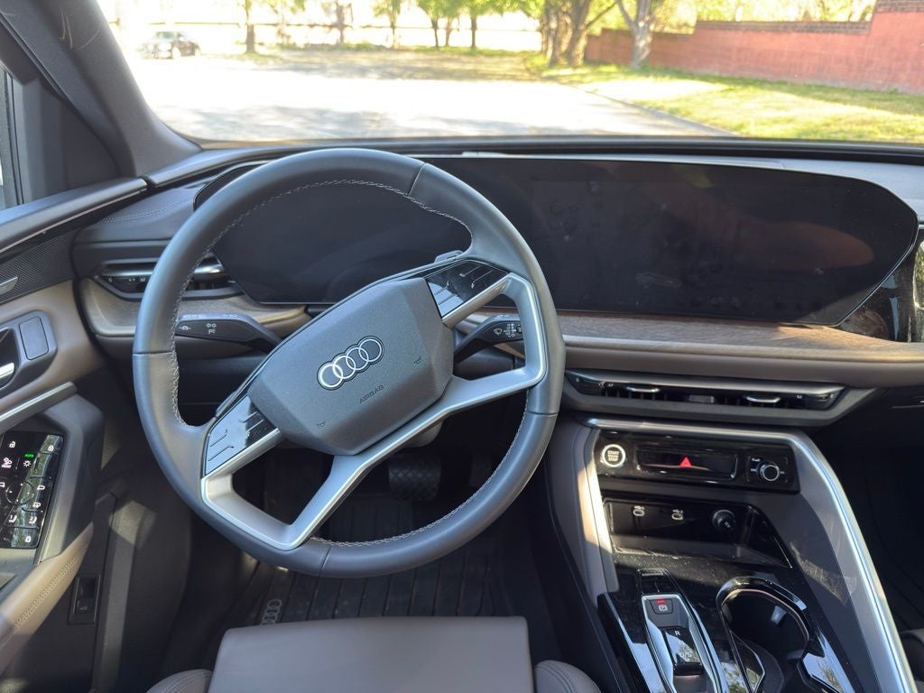 2025 Audi Q5 2.0T Premium Plus quattro