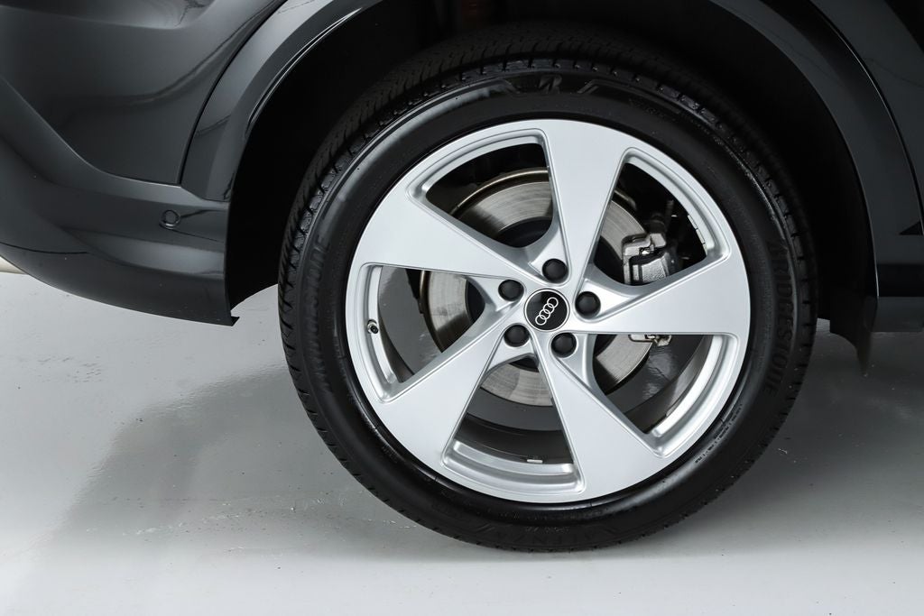 2025 Audi Q5 2.0T Premium Plus quattro