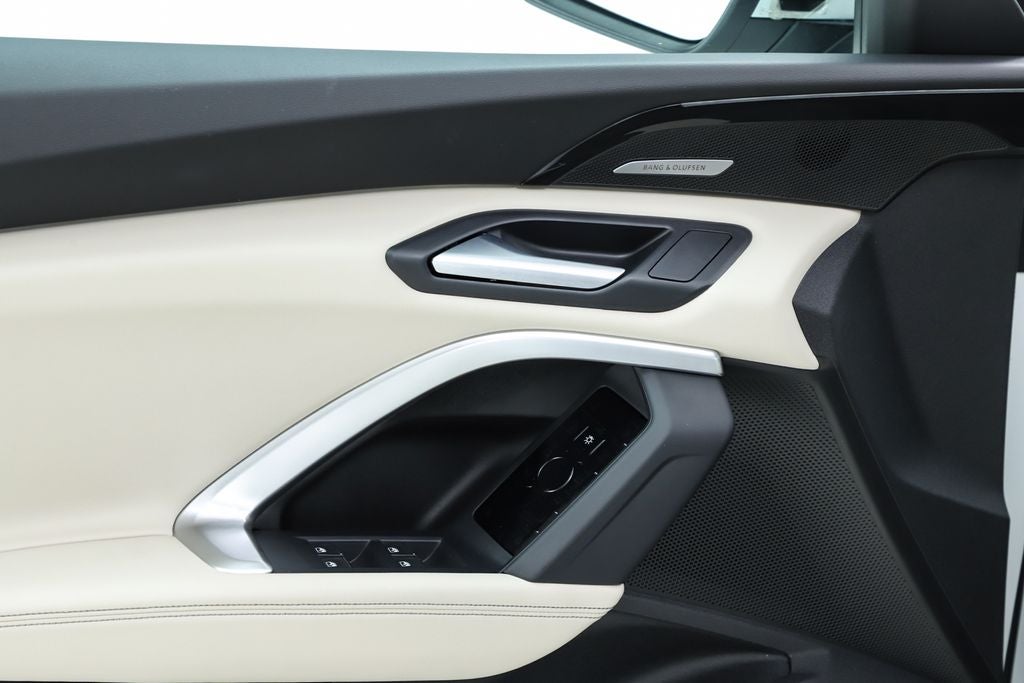 2025 Audi Q5 2.0T Premium Plus quattro