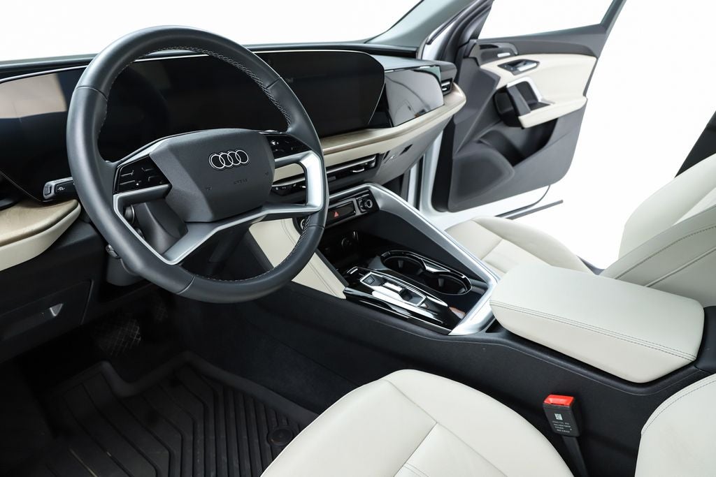 2025 Audi Q5 2.0T Premium Plus quattro