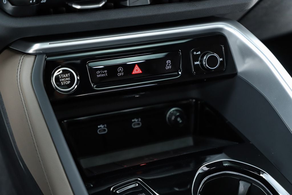 2025 Audi Q5 2.0T Premium Plus quattro