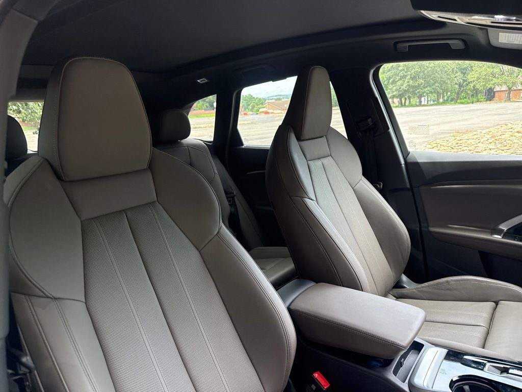 2025 Audi Q5 2.0T Premium Plus quattro