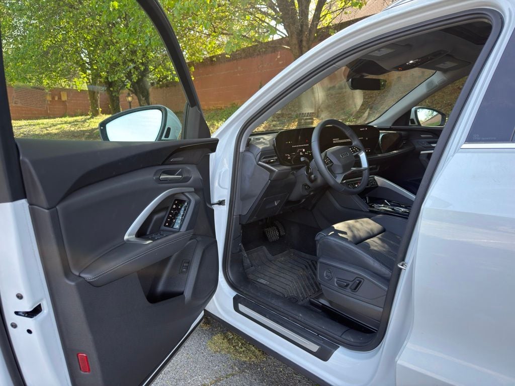 2025 Audi Q5 2.0T Premium Plus quattro