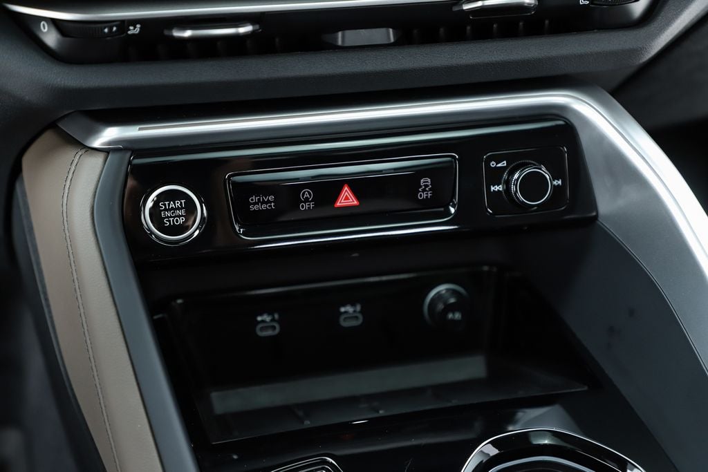 2025 Audi Q5 2.0T Premium Plus quattro