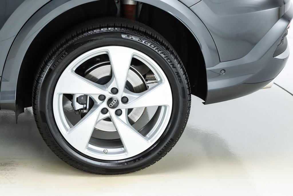 2025 Audi Q5 2.0T Premium Plus quattro