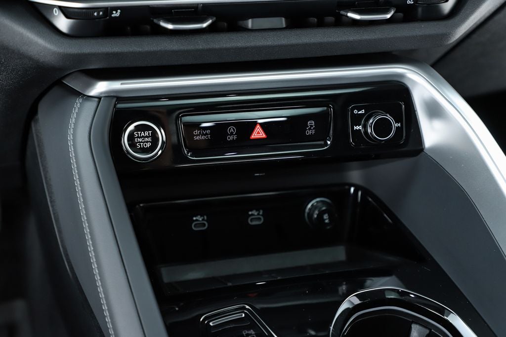 2025 Audi Q5 2.0T Premium Plus quattro