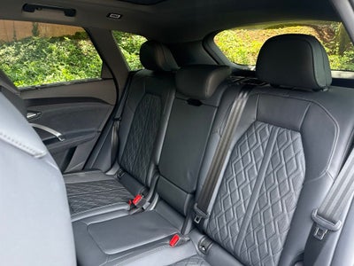 2025 Audi SQ5 3.0T Prestige quattro