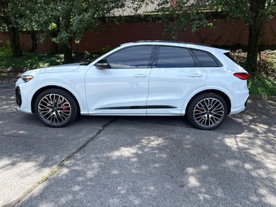 2025 Audi SQ5 3.0T Prestige quattro