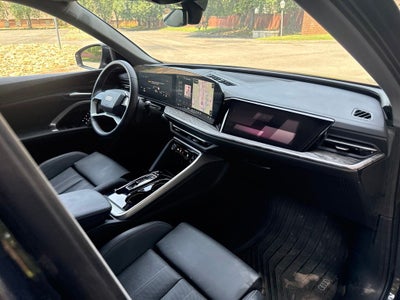 2025 Audi Q5 2.0T Prestige quattro