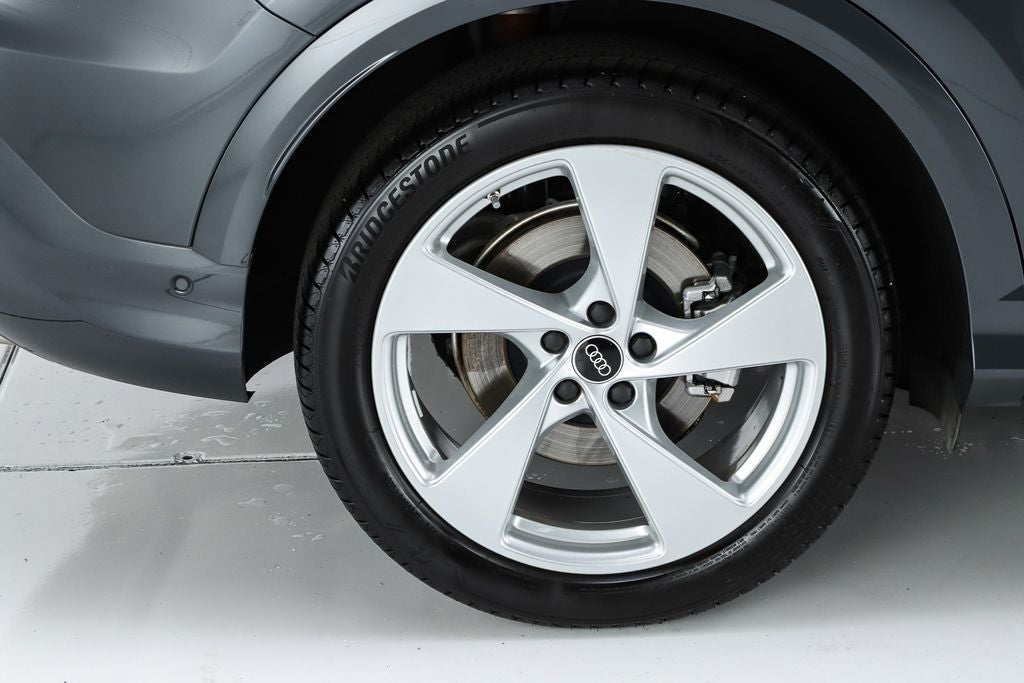 2025 Audi Q5 2.0T Prestige quattro