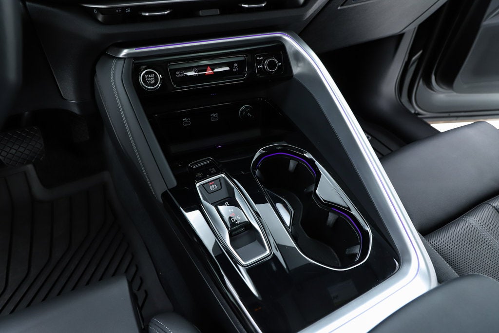 2025 Audi Q5 2.0T Prestige quattro